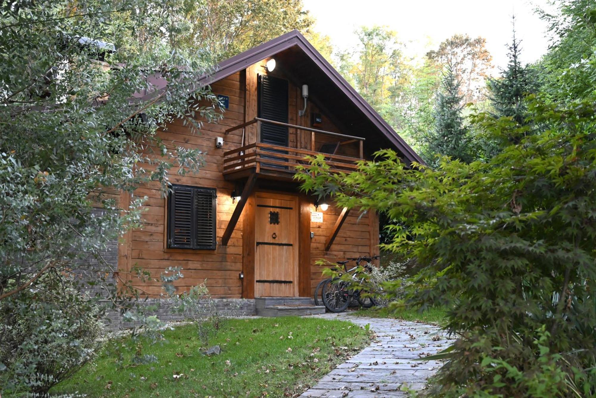 Zagreb, Kuca Za Odmor Swan River Holiday House Lasinja 外观 照片
