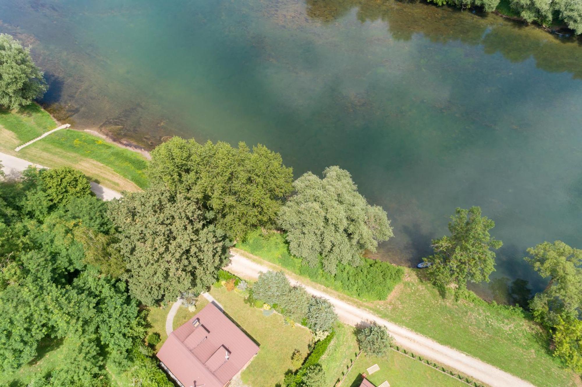 Zagreb, Kuca Za Odmor Swan River Holiday House Lasinja 外观 照片